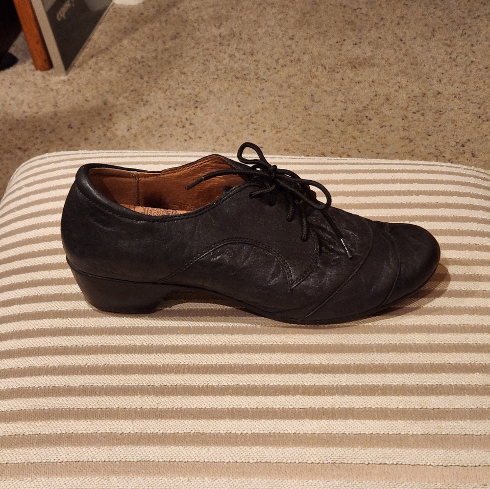 Womens Taos Black Leather Lace Up Dress Shoes - Size 10